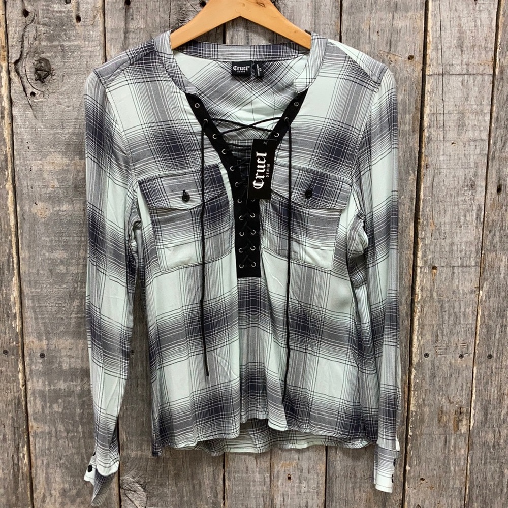 V-neck long sleeve